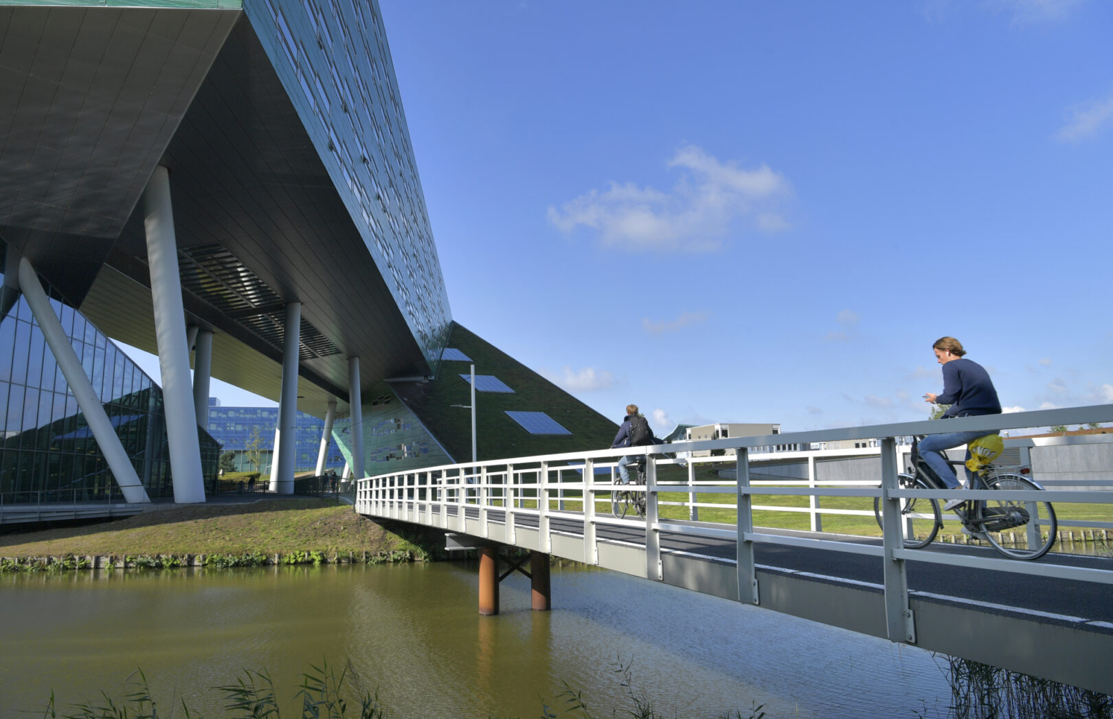 Fietspad-Penningsdijk-Zernike-Campus-CSF190256-248-aspect-ratio-1920-1240