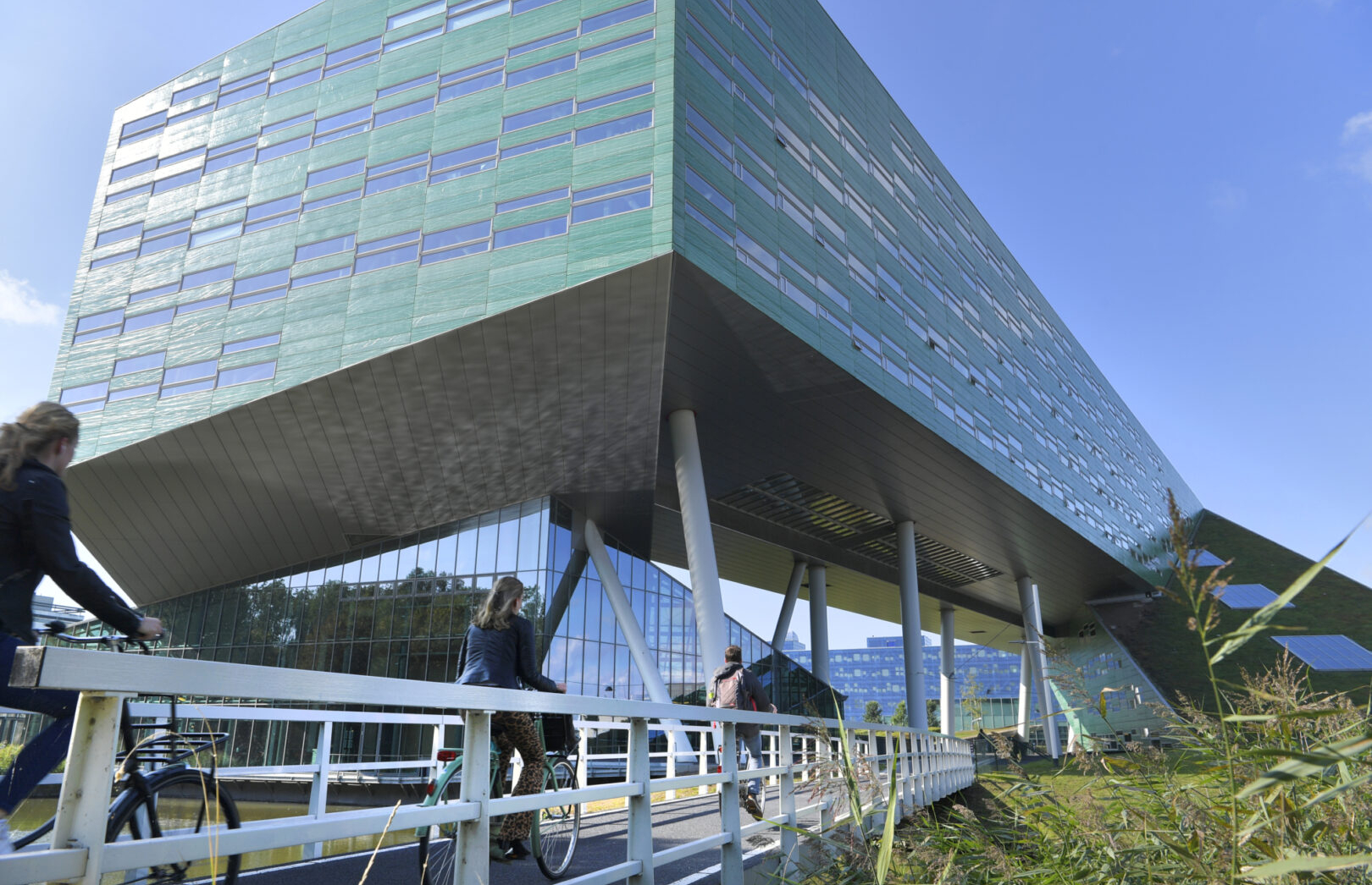 Fietspad-Penningsdijk-Zernike-Campus-CSF190256-259-aspect-ratio-1920-1240