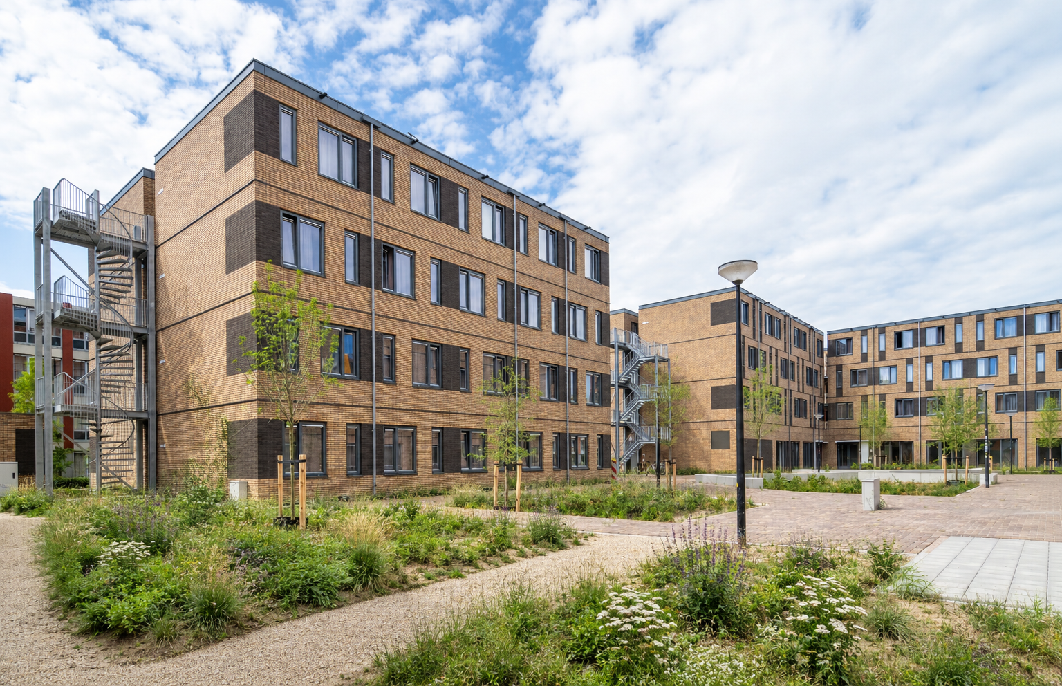 Spinozacampus-Amsterdam-III_bewerkt-3-1-aspect-ratio-1920-1240
