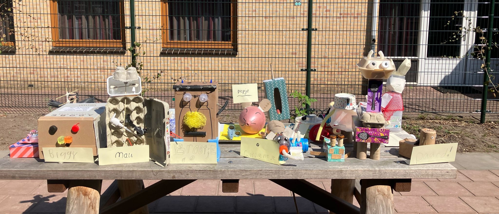 Vreemde-wezens-2-aspect-ratio-1975-850